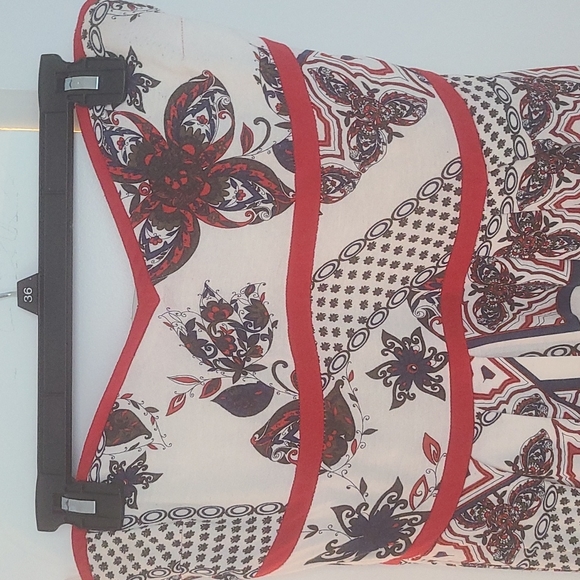 Dress - Picture 2 of 6